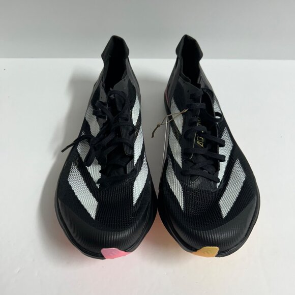 Athletic_Shoes
